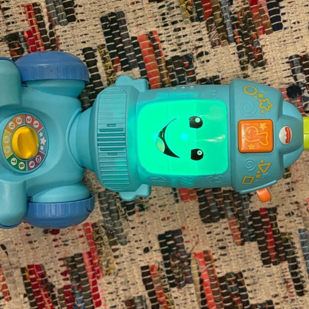 Fisher price laugh and learn vacuum